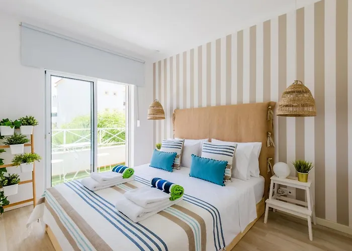 Alfamar At Da Falesia アパート